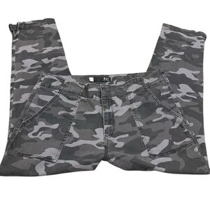 KUT from the Kloth Reese Camo Ankle Pants 16 Straight Leg Fab Ab Utility